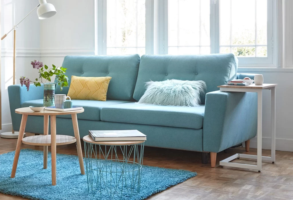 Comment nettoyer un canapé en tissu facilement